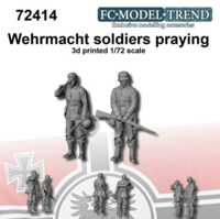 Wehrmacht soldiers praying